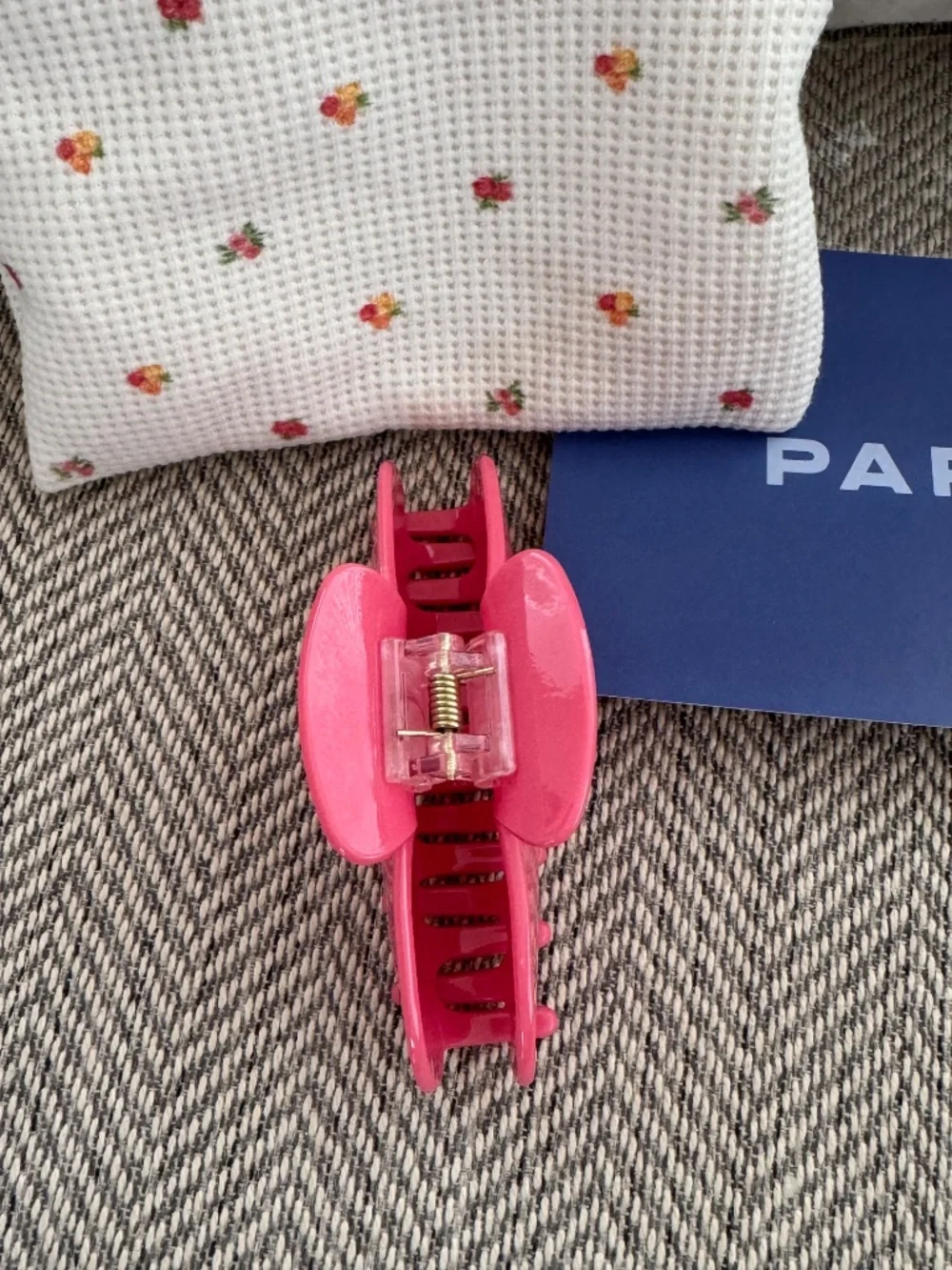 Parke Claw Clip Bloom Pink Sunset Floral Collection Hair Accessories with bag